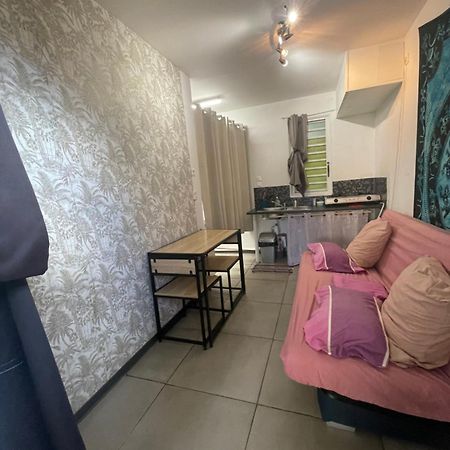 Mobilhome Pour 2 Personnes Le Tampon Ngoại thất bức ảnh